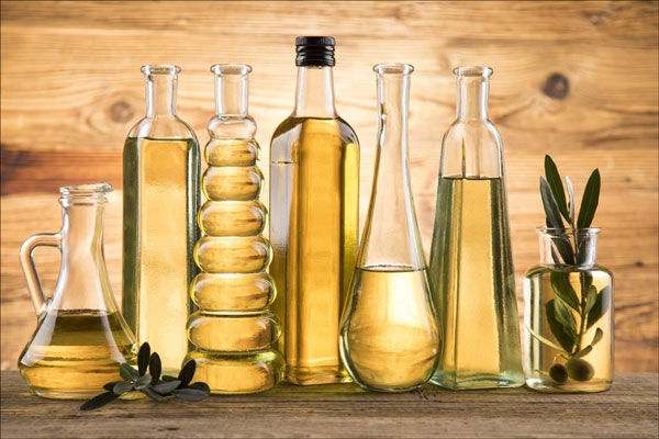 طرائق مبتكرة لاستخدام الزيوت الصحية في الطهو اليومي