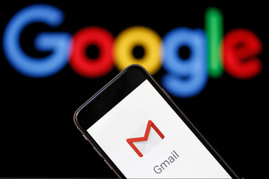 كيف تقوم بتنزيل رسائل Gmail من Google