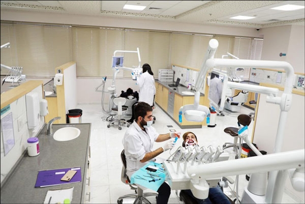 سنوات دراسة طب الأسنان في السعودية