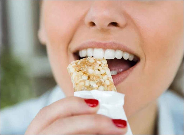 تناوُل الوجبات الخفيفة