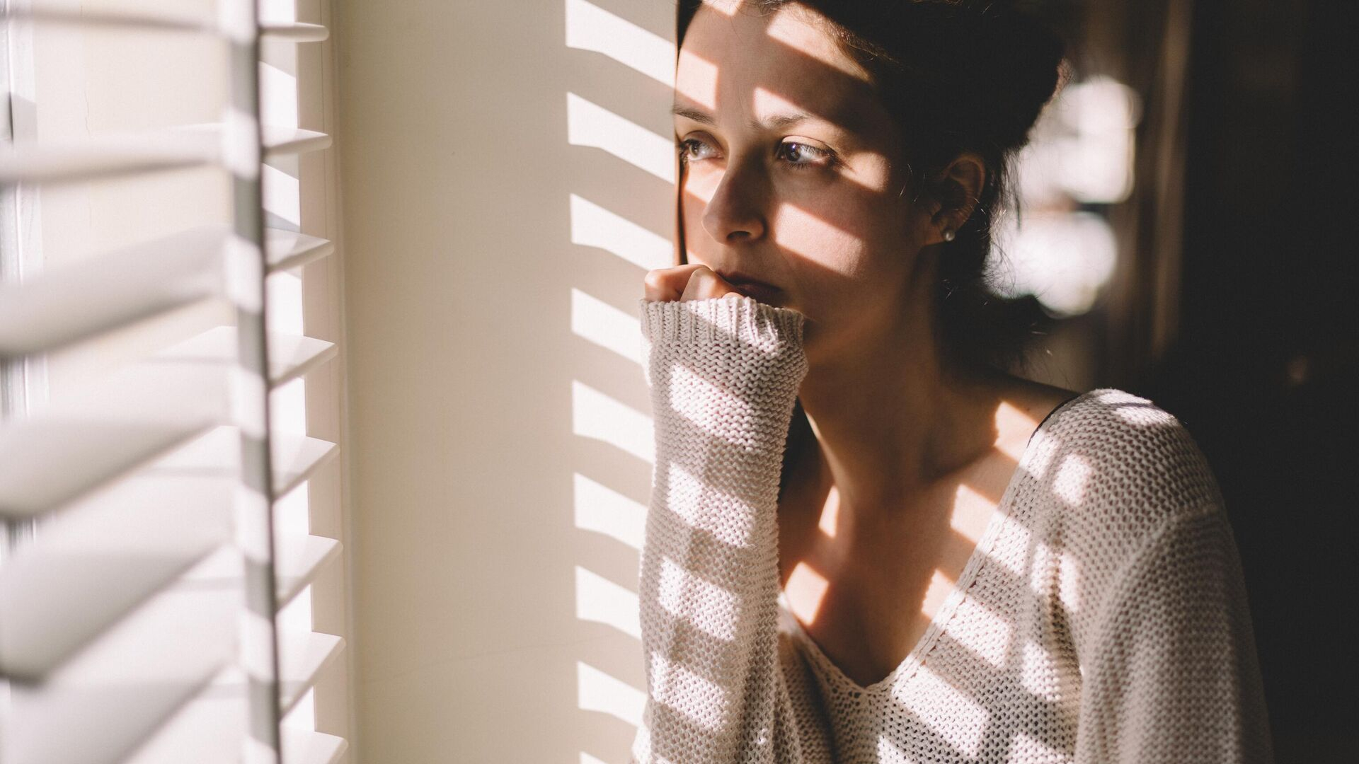 Intrusive thoughts and their relationship to mental illness