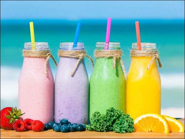 احرص على تناول عصائر الفواكه، فهي خيارٌ رائع