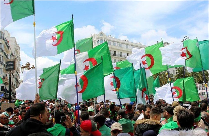 العيد الوطني واستقلال الجزائر
