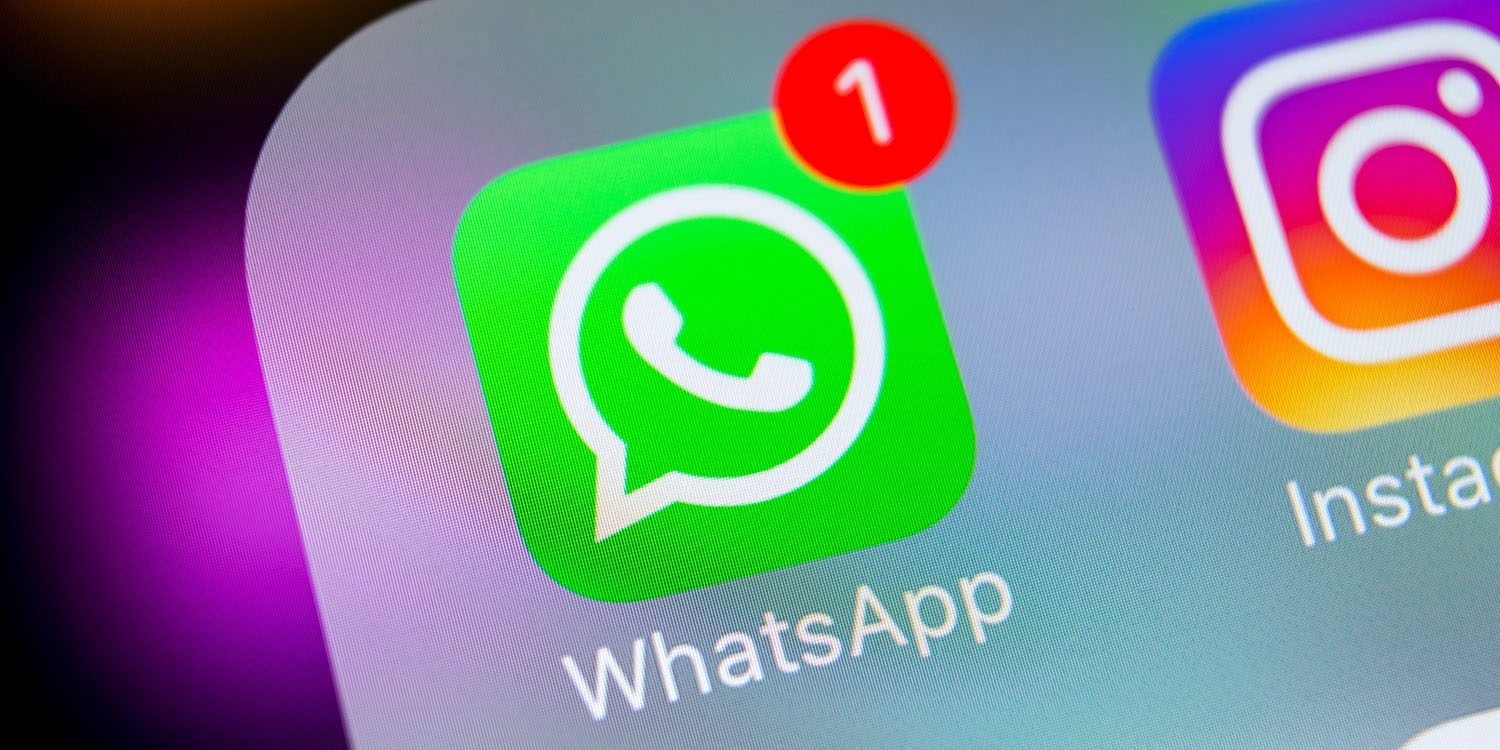 خطوات تغيير حساب واتس اب مسنجر شخصي إلى واتساب لمستخدمي iOS: