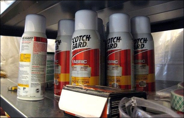 سكوتشجارد (منظف بُقَع)