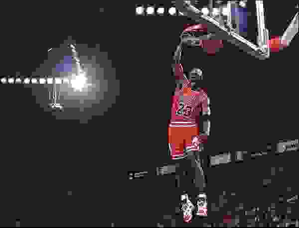 مايكل جوردان (Michael Jordan)، لاعب كرة سلة