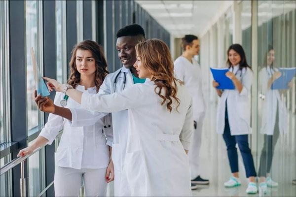 إيجابيات دراسة الطب في النرويج إيجابيات دراسة الطب في النرويج