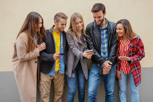 الخصوصية الاجتماعية على الإنترنت