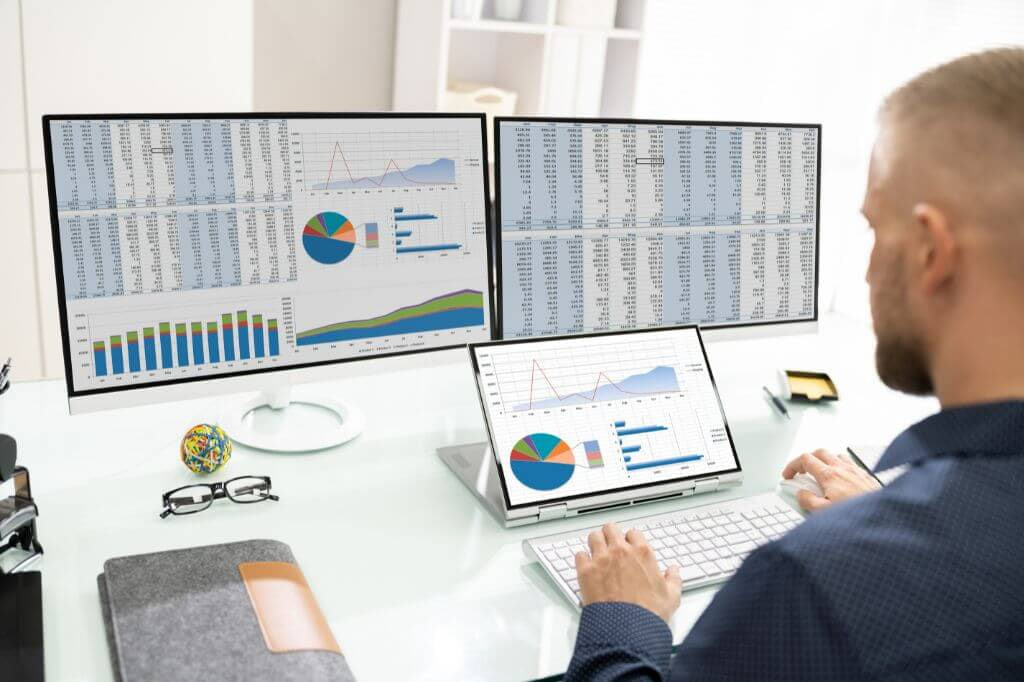 الذكاء الاصطناعي في التنبؤ بسلوك الزبائن