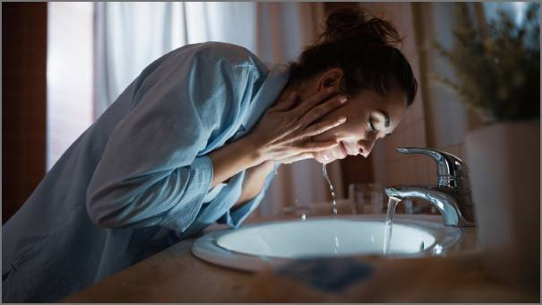العناية الليليلة بالبشرة