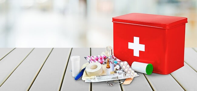 حقيبة الإسعافات الأولية المنزلية
