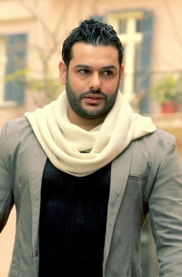 المطرب اللبناني رواد صعب