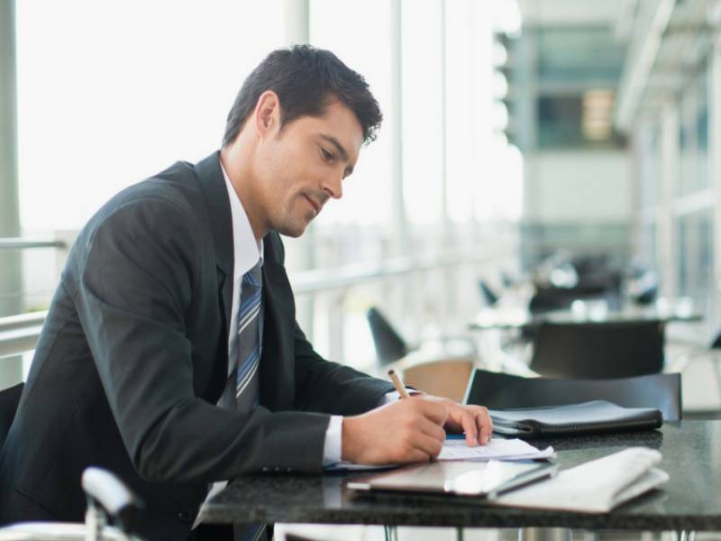 التكامل بين العقل والعاطفة