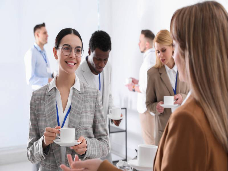 شبكات العلاقات المهنية