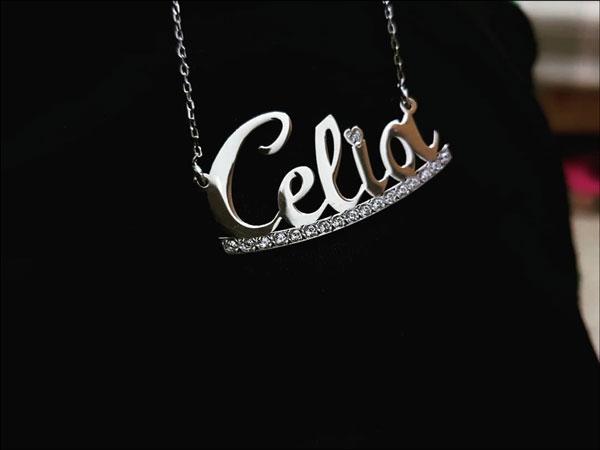 صفات اسم سيليا وشخصيتها وميزاتها صفات اسم سيليا وشخصيتها وميزاتها