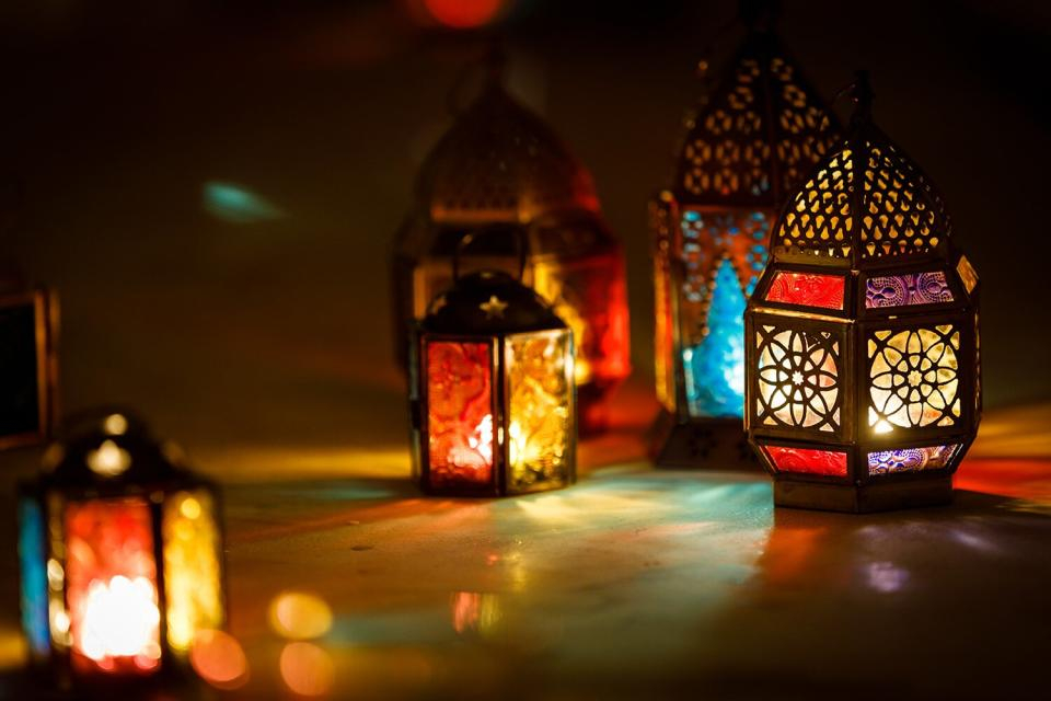 فوانيس رمضان مضيئة فوانيس رمضان مضيئة