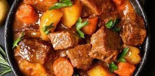 طاجن لحم الحاشي بالخضار