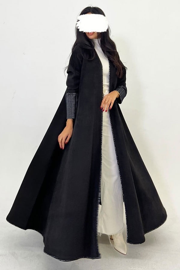 عبايات سوداء