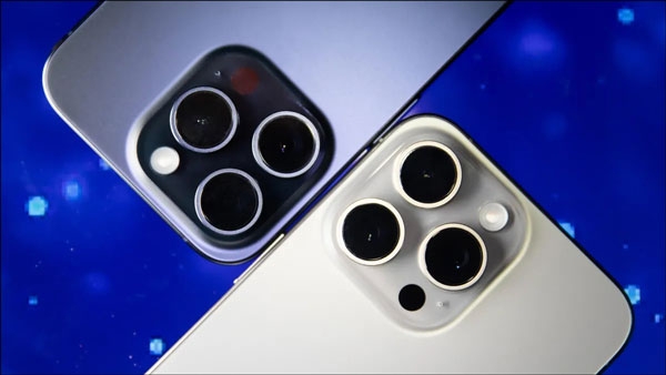 عدسات تكبير/تصغير 5X في iPhone 15 Pro