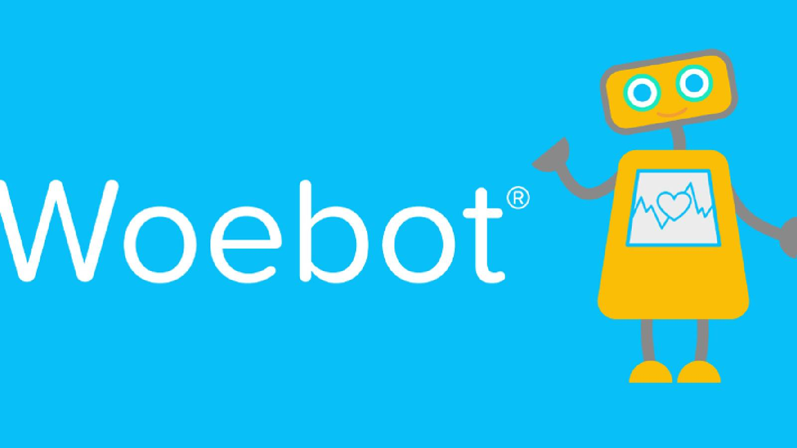 على خلفية زرقاء يوجد رجل آلي باللون الاصفر و بجانبه بكتوب woebot باللون الابيض