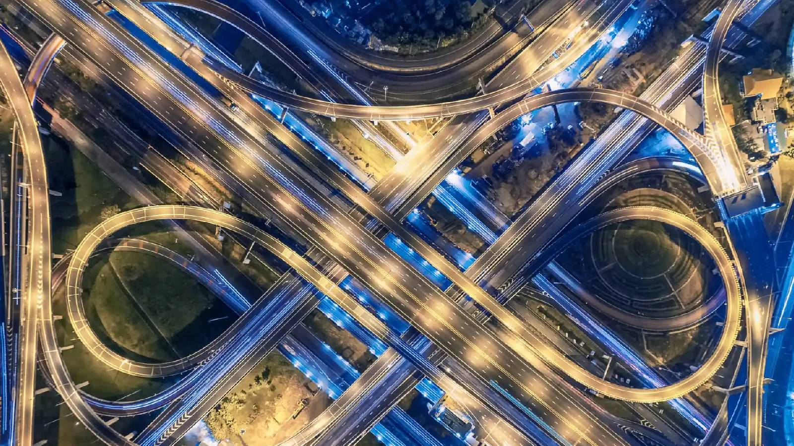 شبكة طرق معقدة للمواصلات 