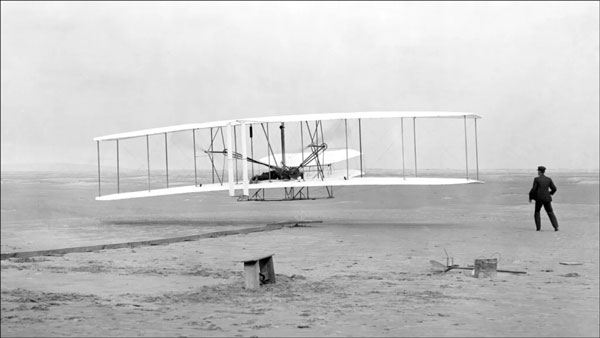 كيف تطوَّر الطيران عبر العصور