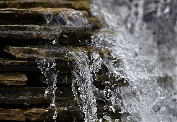 ما هي أسباب تلوث المياه الجوفية