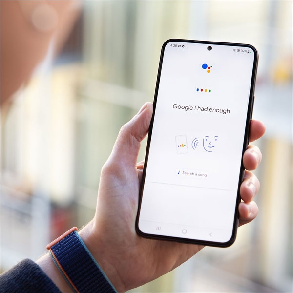 مساعد جوجل على الهواتف
