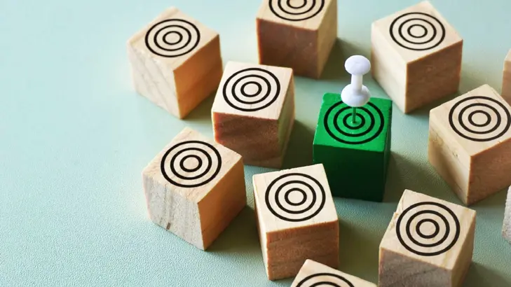 كيف تختار هدفاً واحداً واضحاً وسط تشتت الأهداف؟