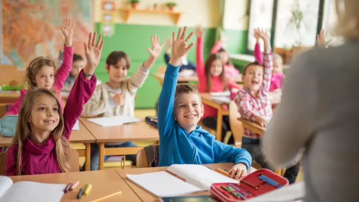 كيف تنظّم العام الدراسي حسب الفصول الأربعة بخطوات عملية وفعّالة؟ كيف تنظّم العام الدراسي حسب الفصول الأربعة بخطوات عملية وفعّالة؟