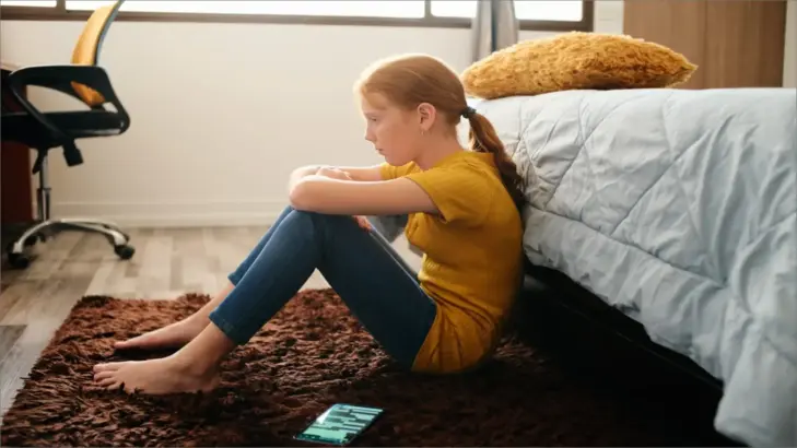 قياس أثر العزلة الاجتماعية للمراهقين قبل/بعد