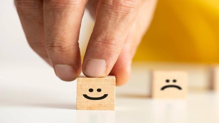 الإيجابية السلبية وكيف تخرِّب حياتنا