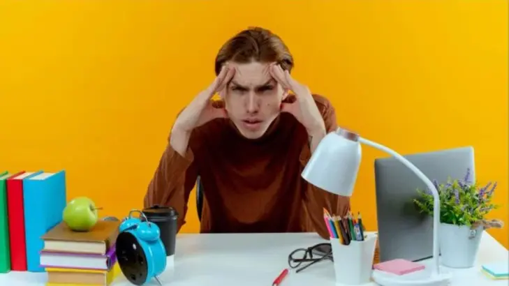 كيف تتغلب على الضغوط النفسية أثناء الدراسة؟ كيف تتغلب على الضغوط النفسية أثناء الدراسة؟