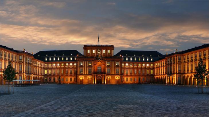 دراسة إدارة الأعمال في ألمانيا: الجامعات والشروط والتخصصات والرواتب