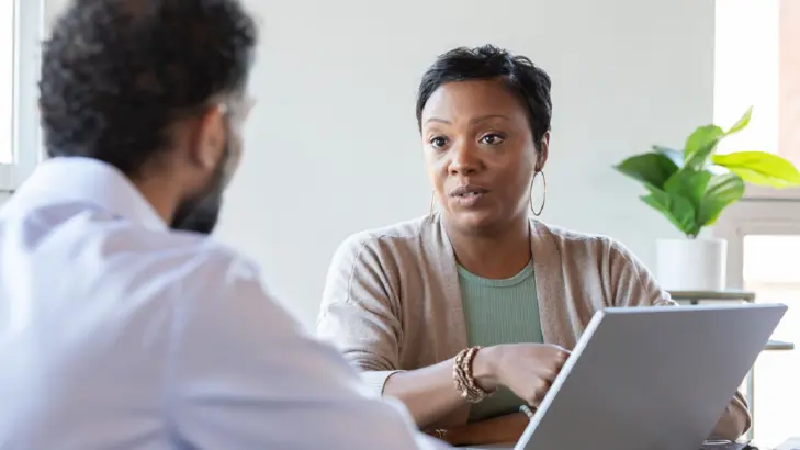 كيف تنهي علاقة الكوتشينغ مع عميل يزعجك؟