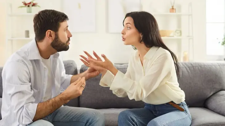 كيف تستخدم جمل جاهزة لخفض التوتر بين الأزواج؟ خطة التواصل الواضح خطوة بخطوة