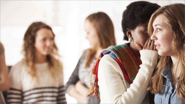 7 علامات تدل على أنَّك محاطٌ بالأشخاص الخاطئين