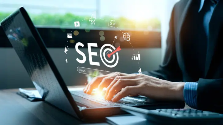 السيو: متى تبدأ في تحسين محركات البحث، قبل إطلاق الموقع أم بعده؟