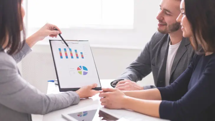 10 توجهات في قطاع الاستشارات يجب معرفتها في عام 2026