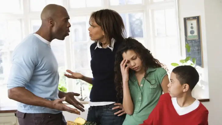 كيفية التعامل مع النزاعات العائلية بشكل فعّال كيفية التعامل مع النزاعات العائلية بشكل فعّال