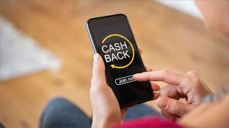 نقاط أم (Cashback): أيهما يزيد تكرار الشراء؟