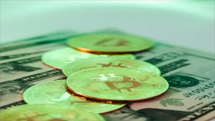 العملات المستقرة تعيد رسم علاقة الدولار بالبيتكوين