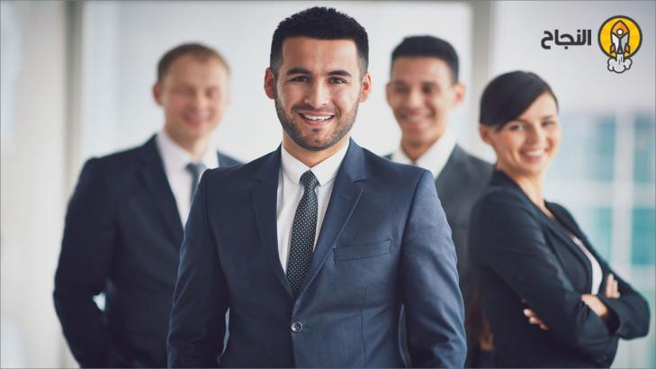 ما الذي يتوجب على القادة فعله ليستعيدو ثقة الموظفين؟