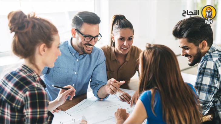 من يهتم بتجربة الموظفين؟