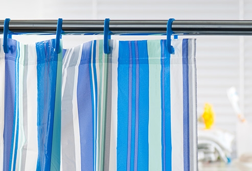 ستائر الحمّام، (شهريّاً)