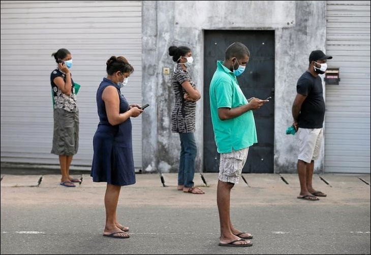 التباعد الاجتماعي في كولومبو، سيريلانكا