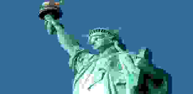تمثال الحرية (نيويورك - الولايات المتحدة الأمريكية)