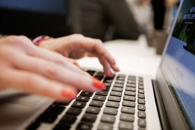 لوحة مفاتيح